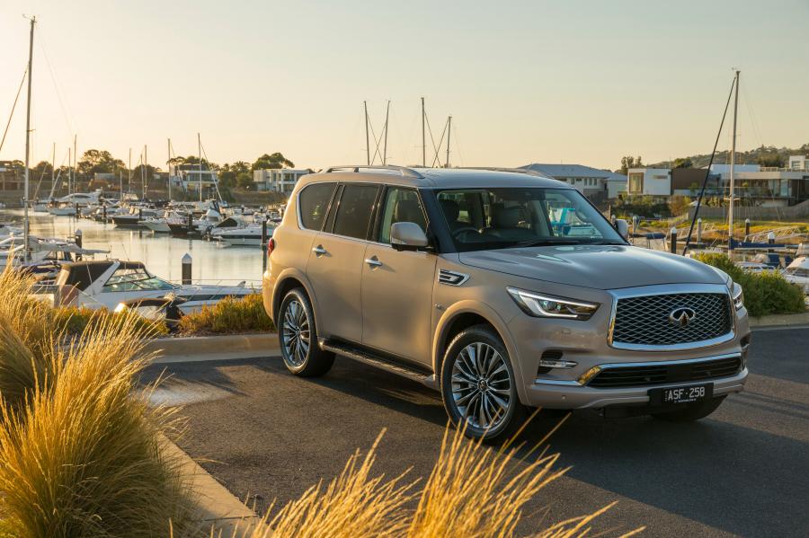  Infiniti QX80 5.6 2018 года  (AU) (фото 26 из 40)